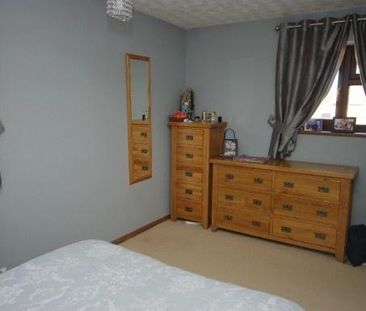 2 bedroom semi-detached house to rent - Photo 6
