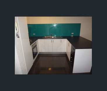 MODERN UNIT - Photo 2