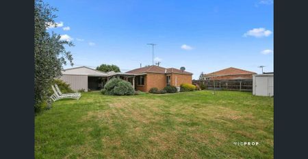 Well-Located & Well-Maintained 3-Bedroom Home in Lara - Photo 5