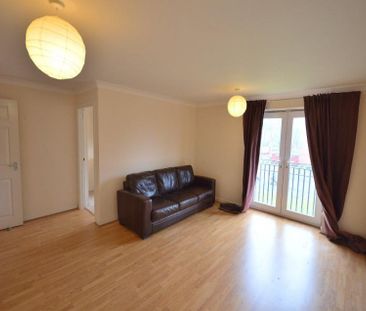 2 Bedroom Apartment To Let - Photo 2