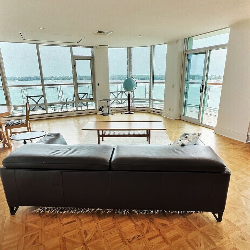 For Lease - 211 Queens Quay Unit# 1108, Toronto, Ontario - Photo 1