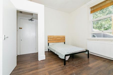 1 Bed Flat, High Road, N15 - Photo 2