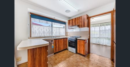 Easy Living with Seamless Indoor–Outdoor Flow! APPLICATIONS NOW OPEN - Photo 4