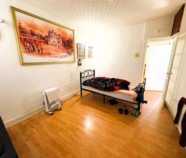 2 bedroom ground floor maisonette to rent - Photo 4