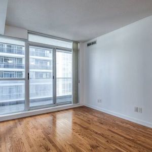 5791 YONGE ST. #1606 - BRIGHT 1BED/1BATH, LAUNDRY, BALCONY - Photo 2