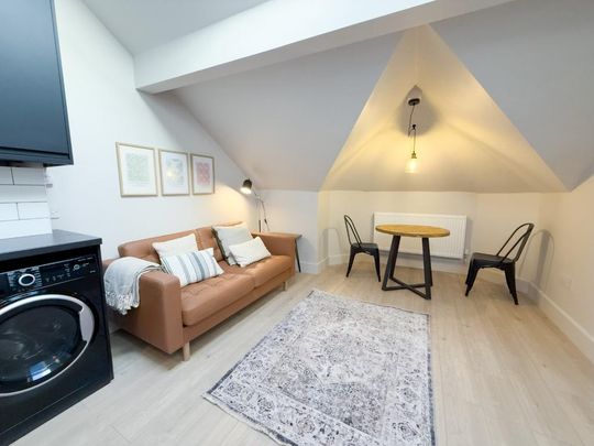 1 bedroom flat to rent - Photo 1