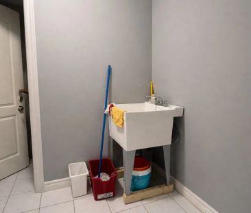 19 Dovesong Drive W #basement - Photo 1