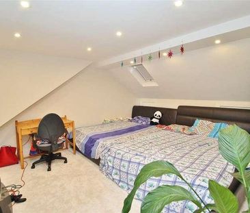 Horsell, Woking, Surrey, GU21 - Photo 5