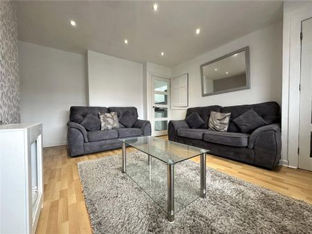 3 bedroom terraced house to rent - Photo 2