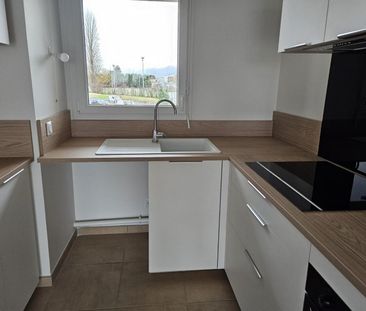 location Appartement T3 DE 62.02m² À GRENOBLE - Photo 2