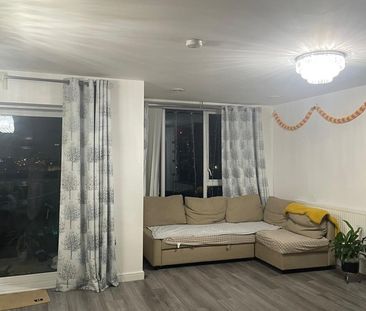 2 Bed Flat, Oscar Wilde Road, RG1 - Photo 3