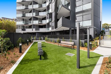 Apartment with 2 bedrooms, 2 bathrooms & parking for 1 car - Photo 3