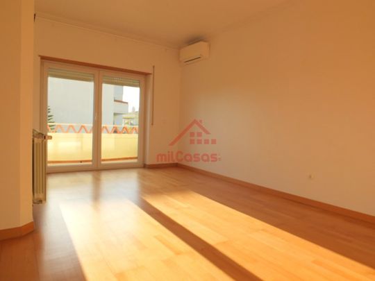 Moradia T3 em Lisboa - Photo 1