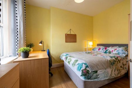 3 bedroom private hall to rent - Photo 2