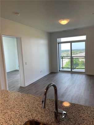 For Lease - 95 Dundas Street Unit# 504, Oakville, Ontario - Photo 1