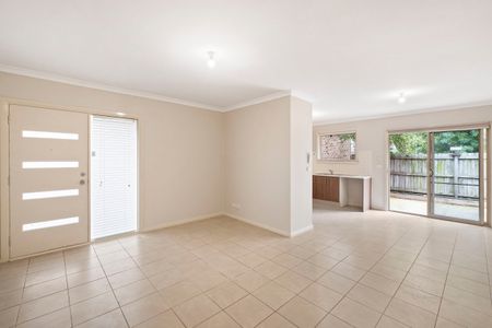 4/10 Kelsby Street, Reservoir VIC 3073 - Villa For Rent | Domain - Photo 5