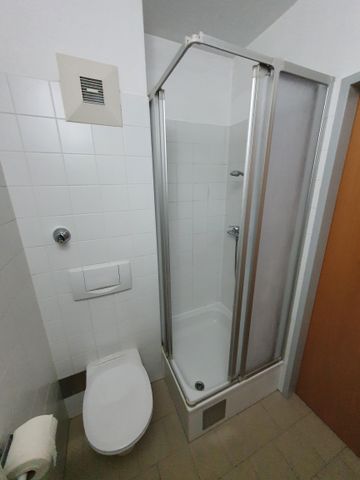 Kompakte Kleinwohnung mit Balkon und Vorraum - Photo 3