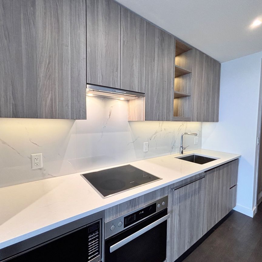 For Lease - 27 Mcmahon Drive Unit# 1011, Toronto, Ontario - Photo 1