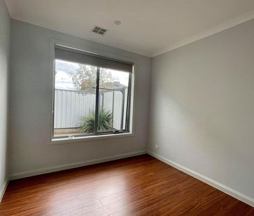 Immaculate Unit - Photo 4