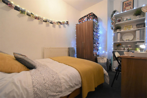 Manilla Road, Selly Oak, Birmingham B29 - Photo 1