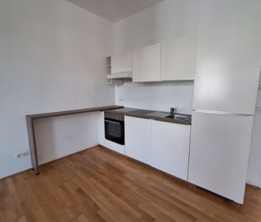 360° Tour / Großzügige, moderne 3-Zimmer-Altbauwohnung in guter, ze... - Photo 3