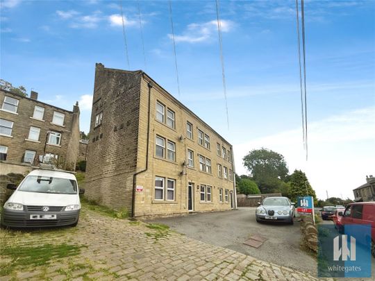 James Street, Golcar, Huddersfield, HD7 - Photo 1