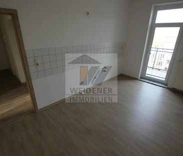 Geräumige 2-Raum-Wohnung mit Balkon & Wanne nahe am Wintergarten - Photo 6