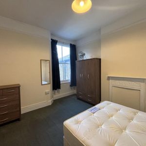 Flat share to rent - Photo 2