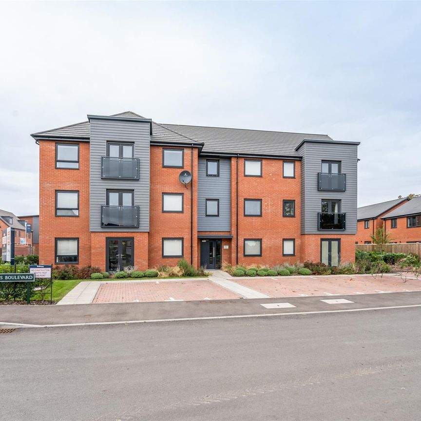 2 bed apartment to rent in Shepherds Green Road, Shirley, B90 - Photo 1