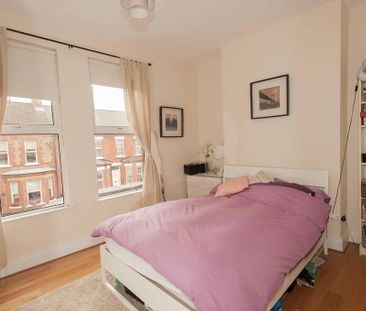 8 Adelaide Avenue * ROOM Only*, Belfast, BT9 7FY - Photo 4
