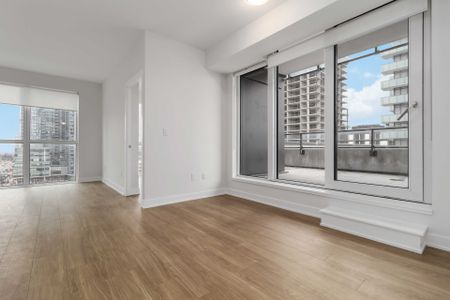 For Lease - 430 Square One Drive Unit# 710, Mississauga, Ontario - Photo 3