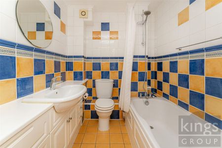 2 Bedroom Apartment - Purpose Built To Let - Photo 5