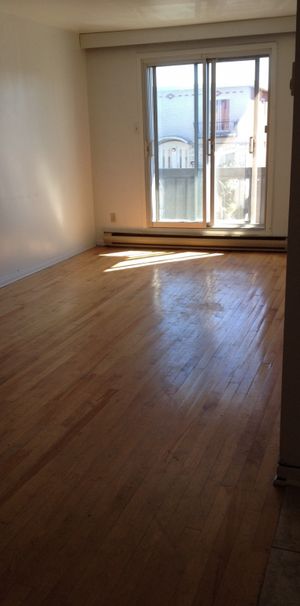 $1,700.00 St. Léonard, 5 1/2-2nd Floor - Photo 1