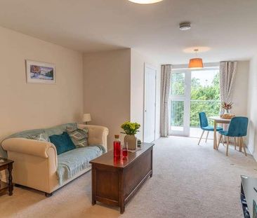 Reading Road, Wokingham, RG41 - Photo 2