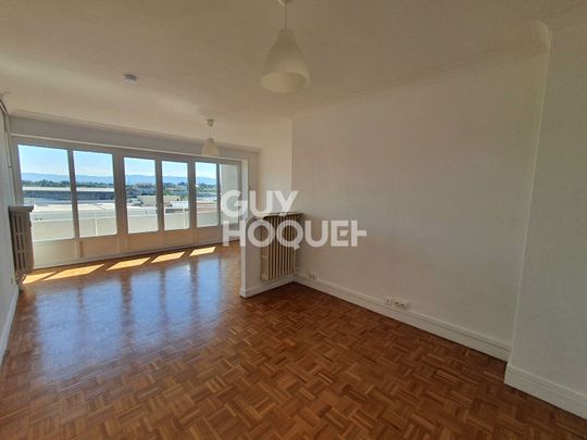 T2 AU VALENTIA 4 EME ETAGE AVEC BALCON - Photo 1