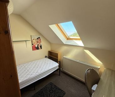 6 Bed End Terrace, Nesbitt Road, BN2 - Photo 6