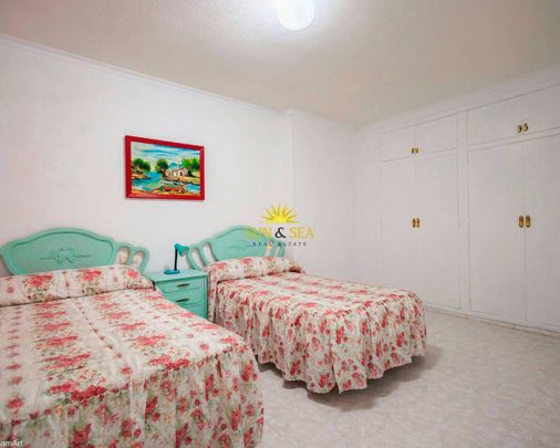 APARTMENTS WITH 3 BEDROOMS AND 2 BATHROOMS IN TORREVIEJA - Photo 1