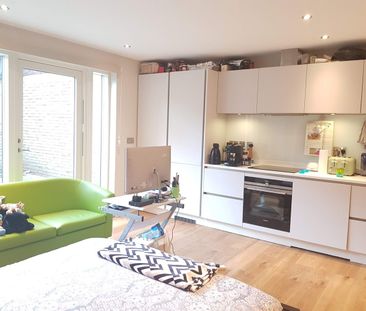 Studio Flat, Ferdinand Street, NW1 - Photo 6