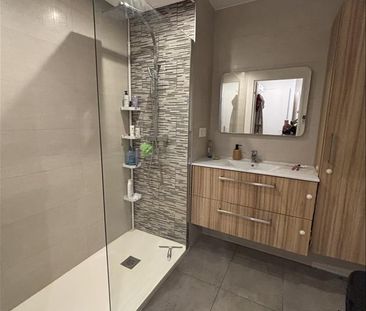 3 pièces - Meublé - 57 m² - 6ème étage - Colocation autorisée - Photo 4