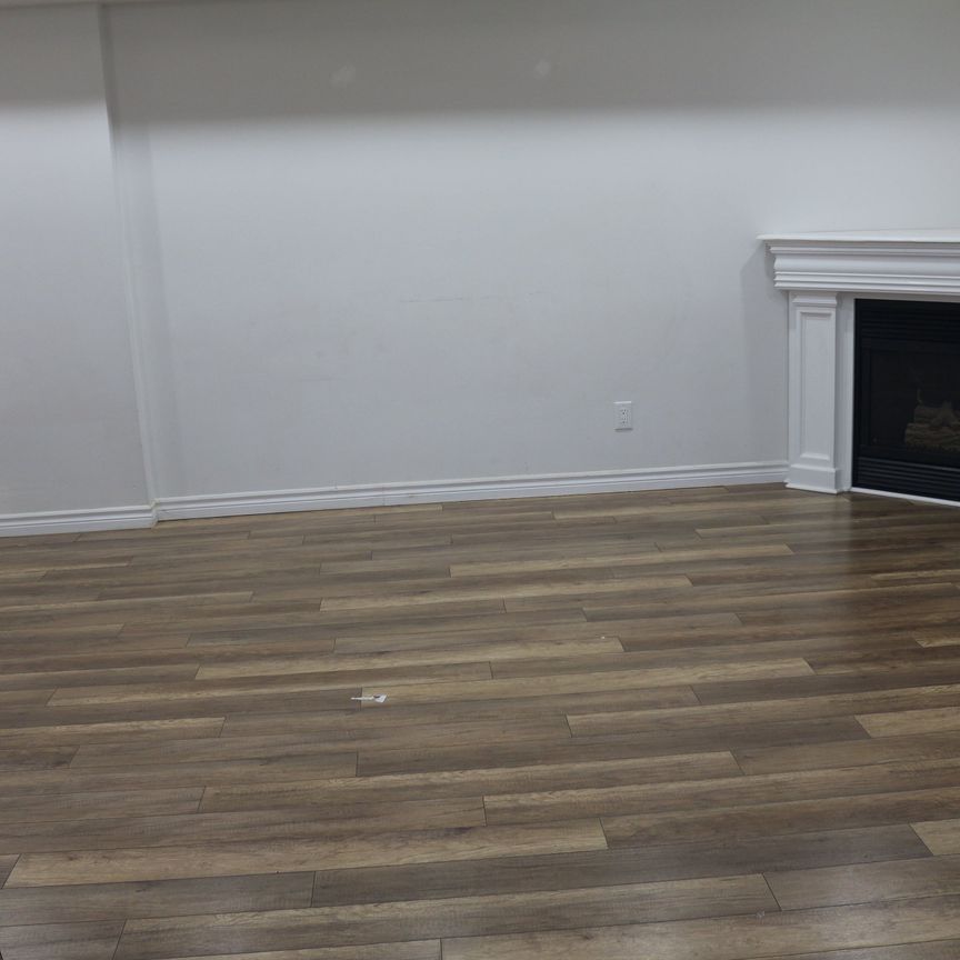 For Lease - 68 Hoskins Square, Brampton, Ontario - Photo 1