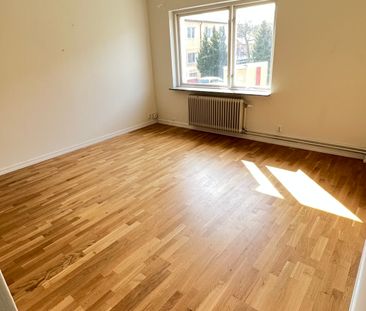 Hamngatan 7 - Foto 1