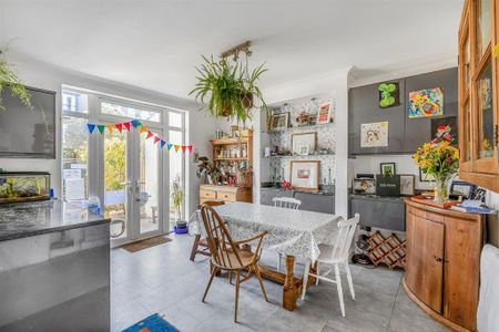 4 bedroom house to rent - Photo 2