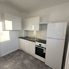 À louer / Appartement F2 / BESANCON PROCHE GARE VIOTTE 35 rue du Chasnot - Photo 3