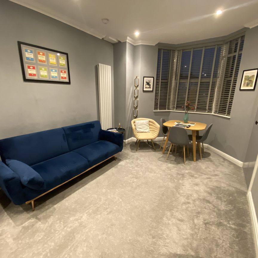 The Philog, Cardiff, Whitchurch - Photo 1