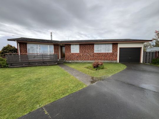 122 Benmore Avenue, Cloverlea, Palmerston North - Photo 1