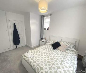 2 bedroom property to rent in Borehamwood - Photo 5