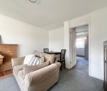 2 bedroom detached bungalow to rent - Photo 1