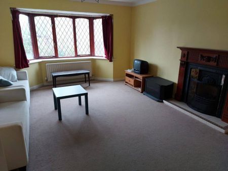 5 bedroom detached house to rent - Photo 2