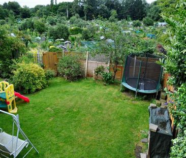 4 Bedroom Semi Detached To Let - Photo 5