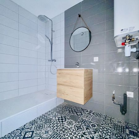 Location Appartement 2 pièces 44m² - Photo 4